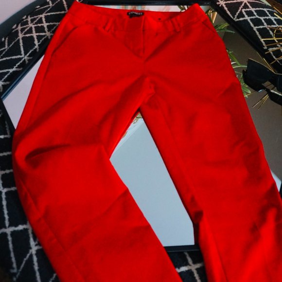 EXPRESS COLUMNIST PANTSUITS ,COLOR RED ,SIZE 6R (PREOWNED) - Picture 4 of 6
